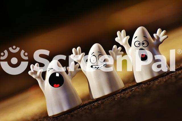 Halloween Ghosts Happy