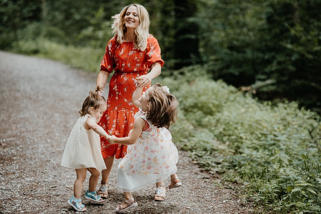Mama Children To Dance Fun Family